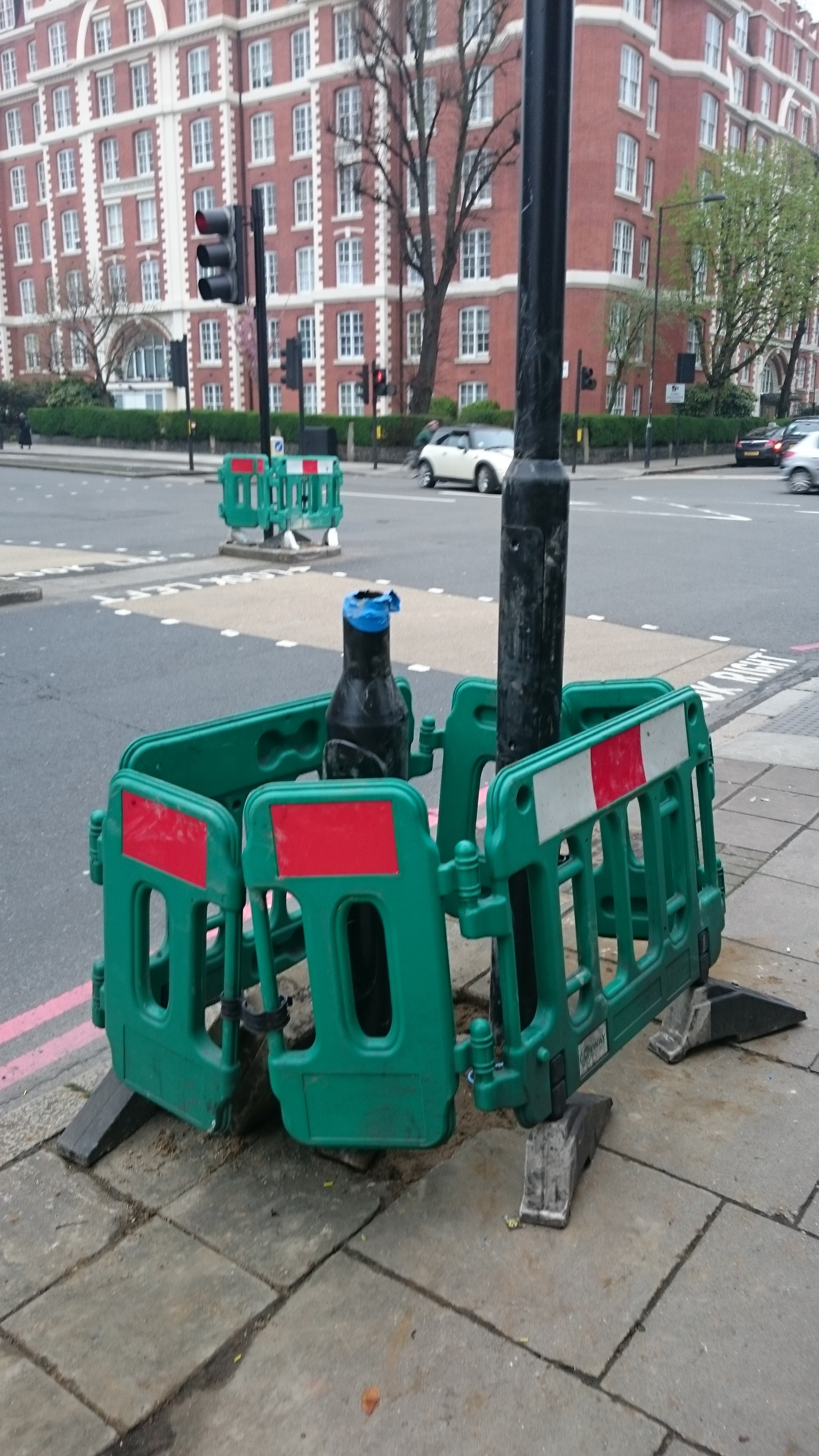Removing unnecessary street furniture | City of Westminster